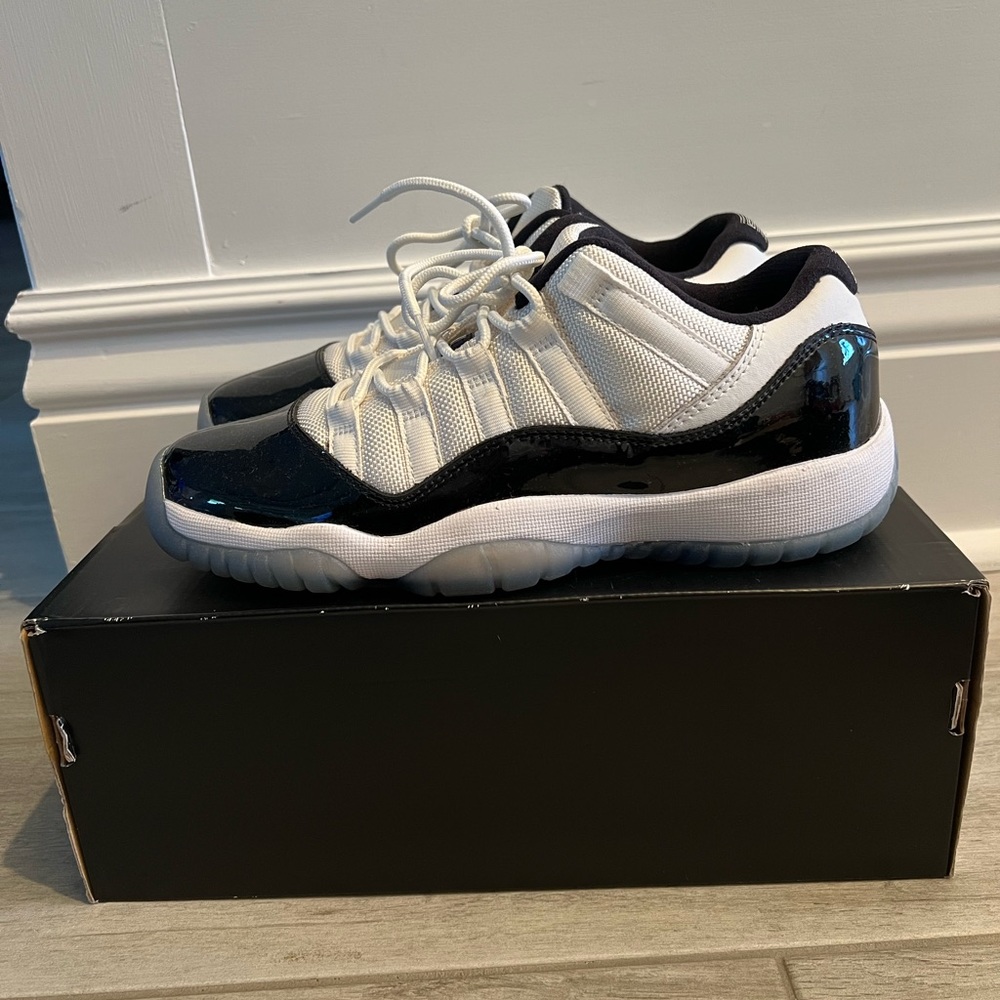 Jordan 11